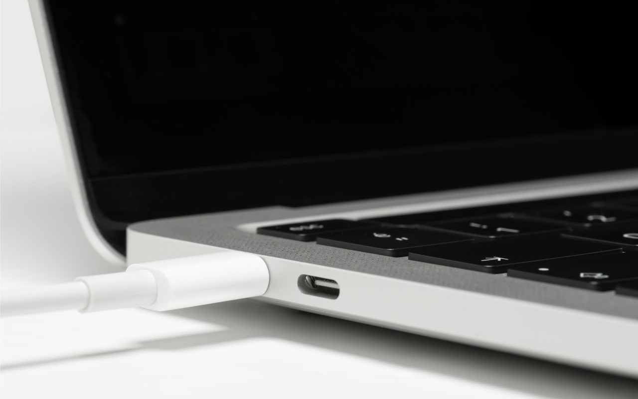 Featured image for “Apple Silicon Macs Can’t Boot from the DFU Port”