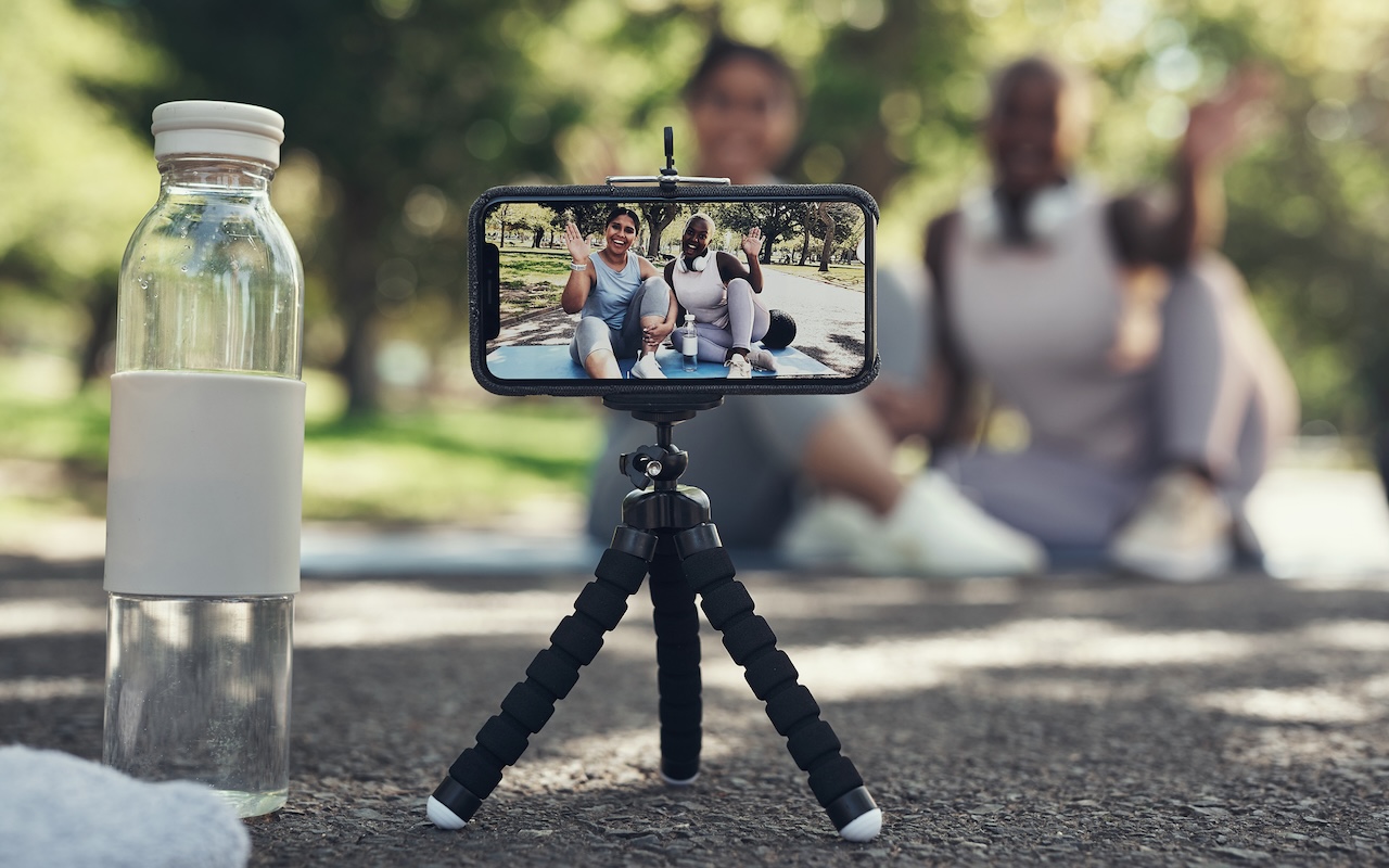 Featured image for “Use Your AirPods as a Camera Remote”